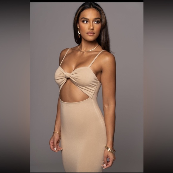 NEW JLUXLABEL Beige Midnight Memories Fitted Knot Cut Out Midi Dress - Picture 11 of 11